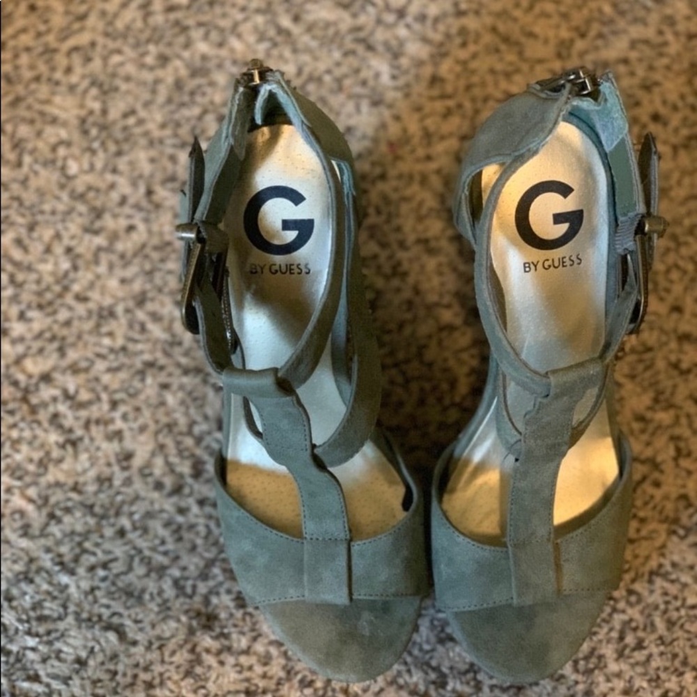 Hunter Green Guess chunky wedged heels